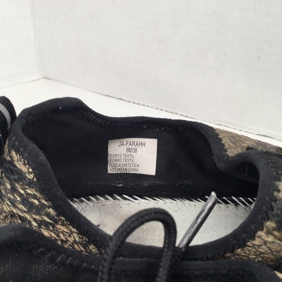 JESSICA Simpson‎ Ja-Farrah snake print sneakers. - Picture 2 of 9